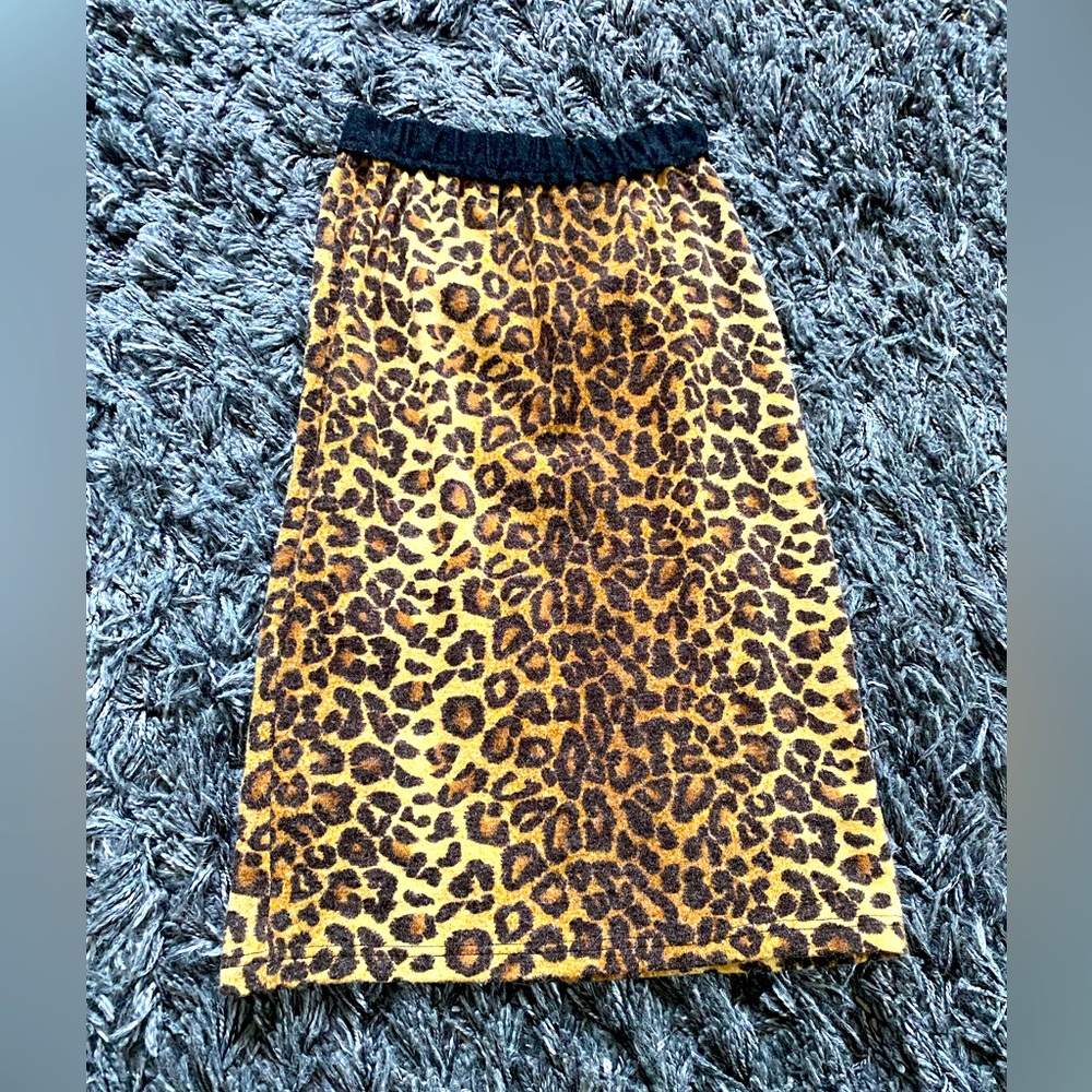 Leopard print midi pencil skirt - Stretchy fabric - brand new